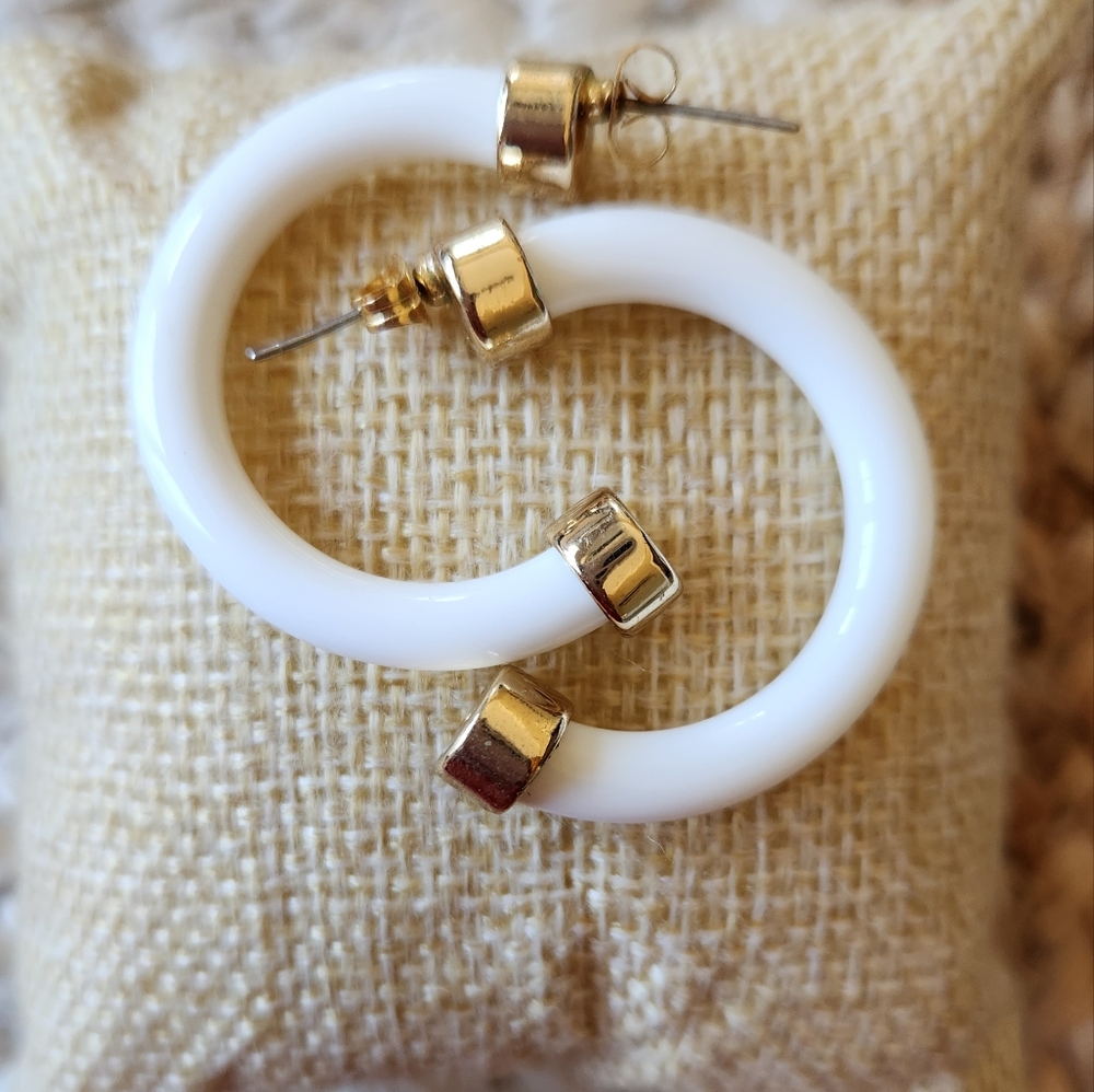 Hoo Hoops Earrings